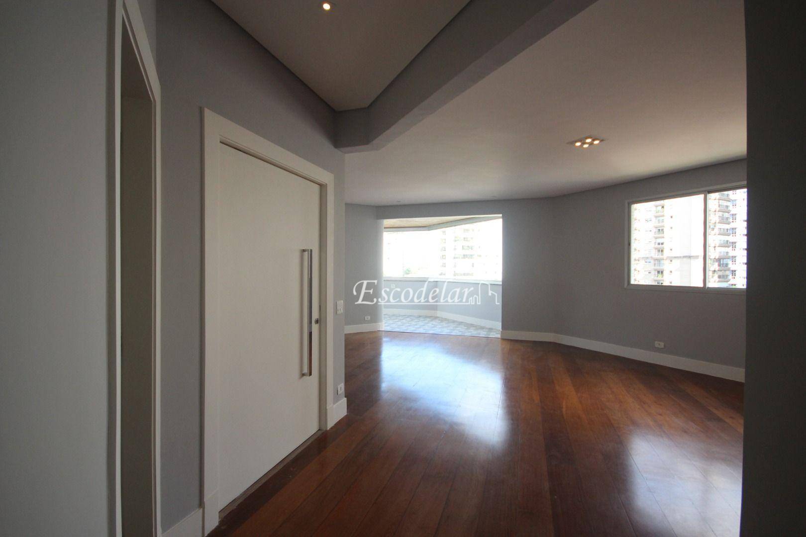 Apartamento à venda com 3 quartos, 244m² - Foto 25