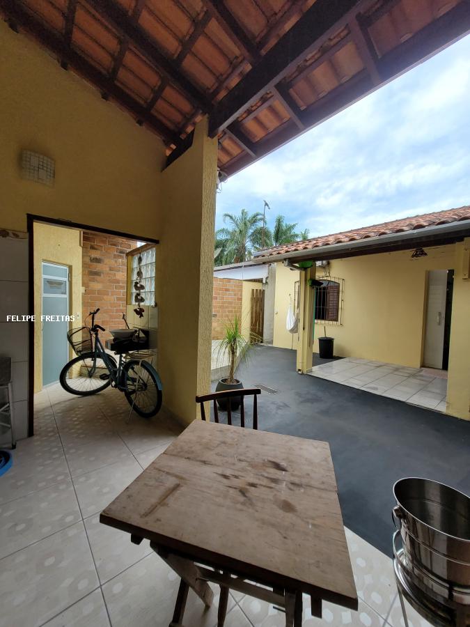 Casa à venda com 2 quartos, 164m² - Foto 26