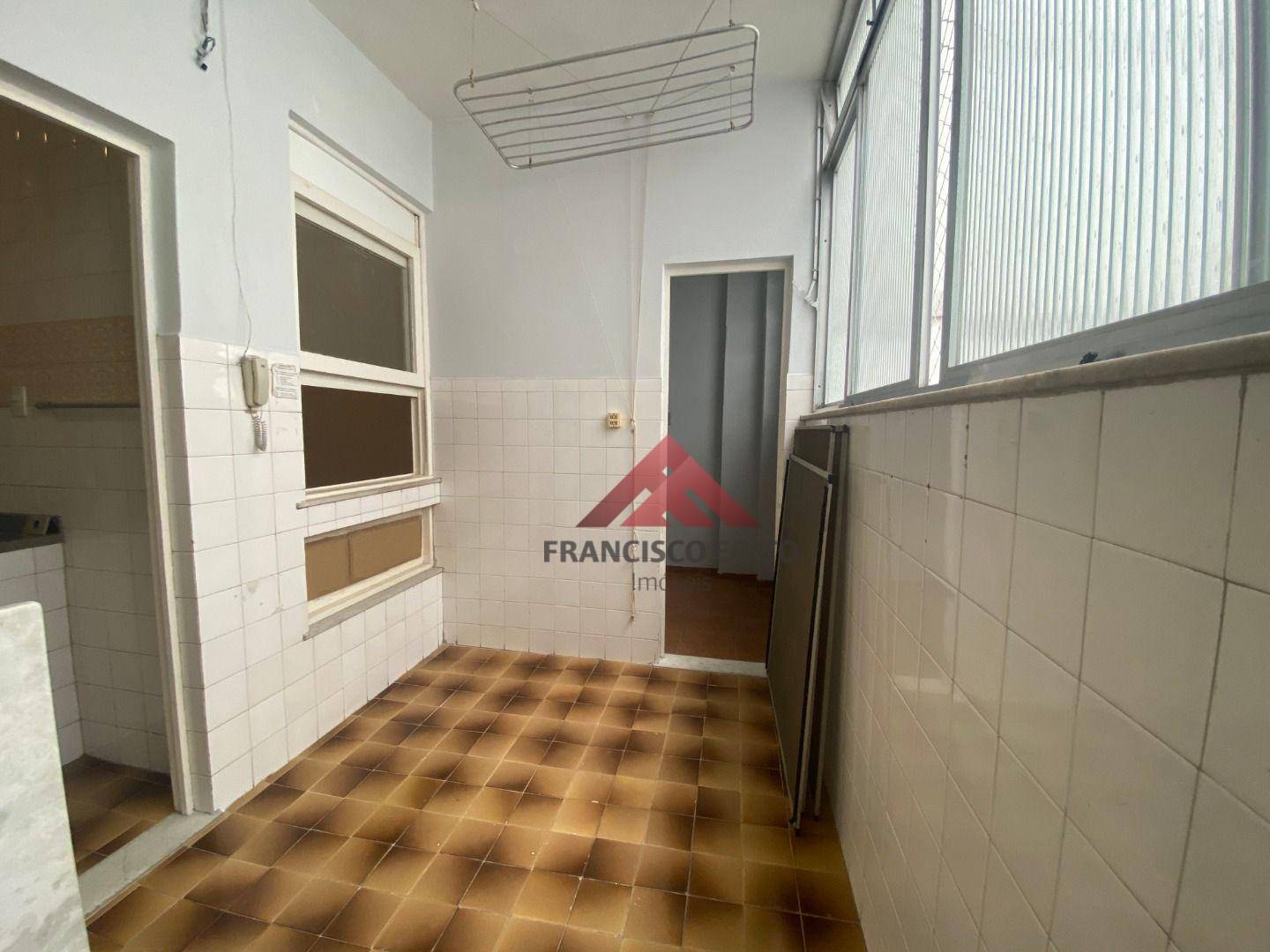 Apartamento à venda com 2 quartos, 75m² - Foto 13