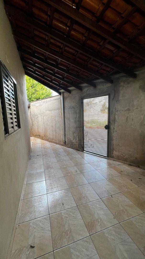 Casa à venda com 4 quartos, 160m² - Foto 15
