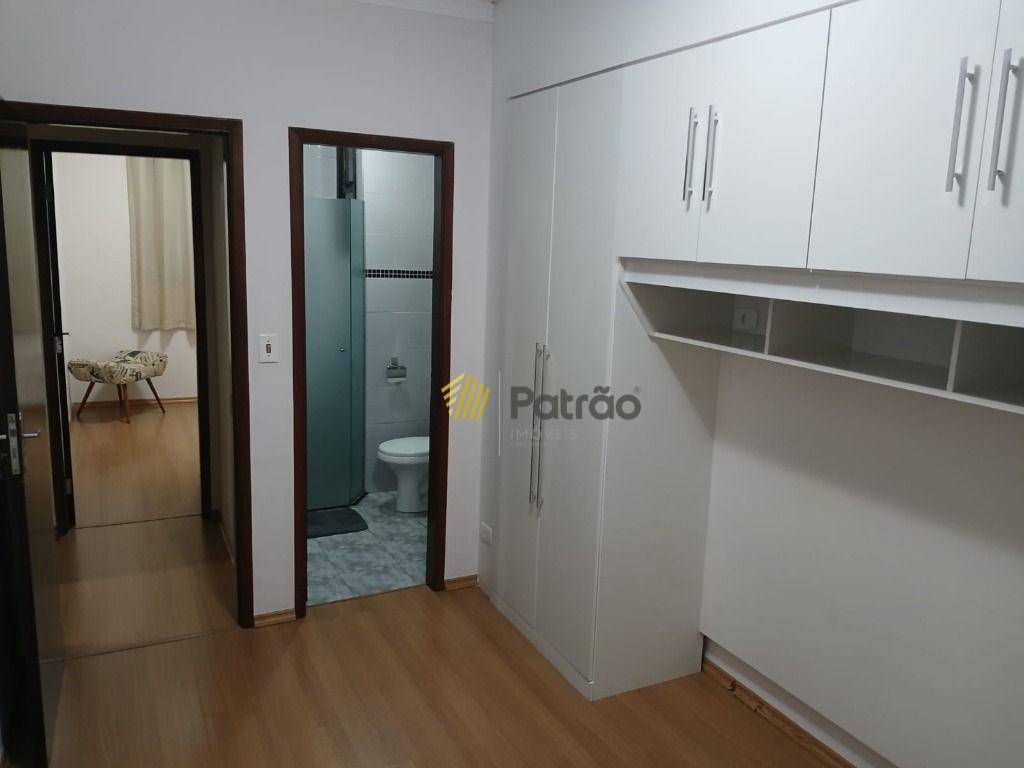 Apartamento para alugar com 3 quartos, 85m² - Foto 11