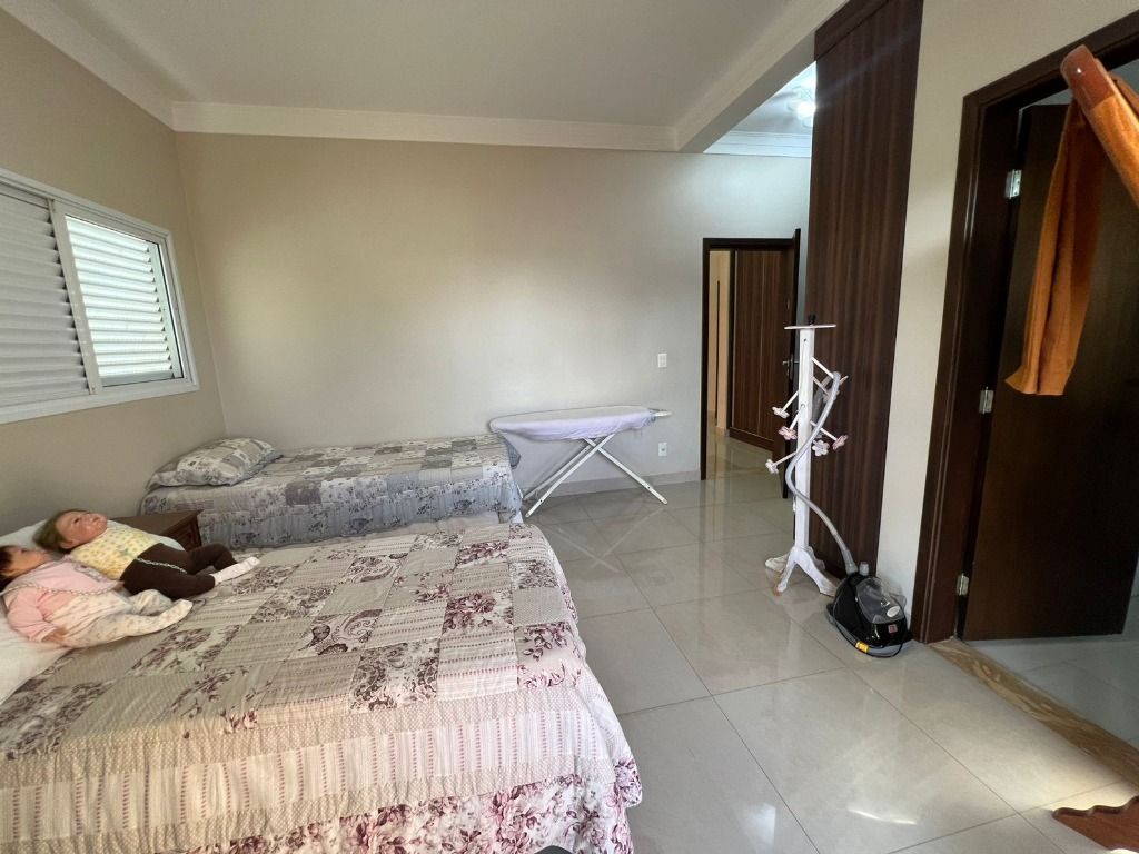 Casa de Condomínio à venda com 4 quartos, 456m² - Foto 11