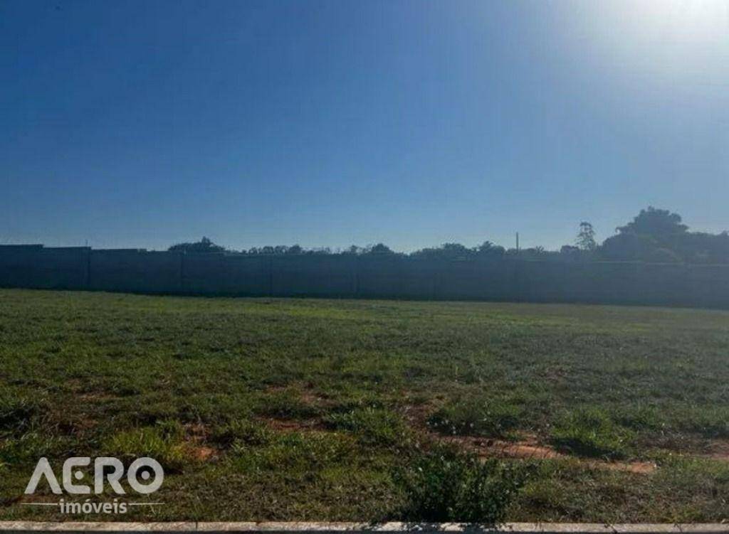 Loteamento e Condomínio, 402 m² - Foto 1