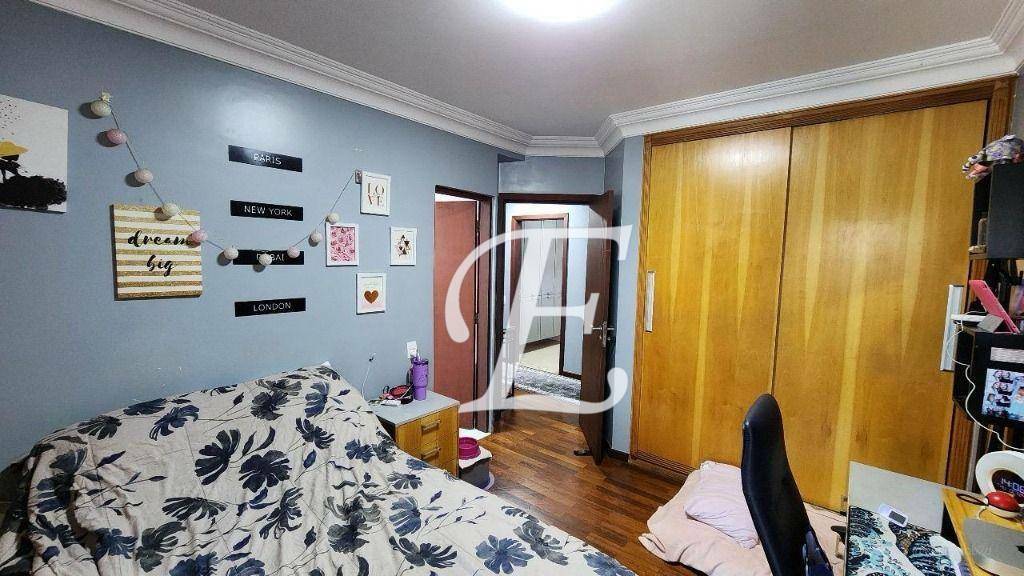 Apartamento à venda com 4 quartos, 220m² - Foto 16