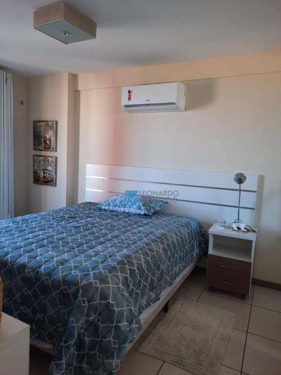 Apartamento à venda com 2 quartos, 65m² - Foto 17