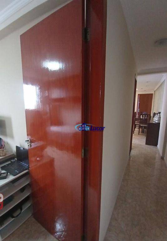 Apartamento à venda com 2 quartos, 74m² - Foto 13