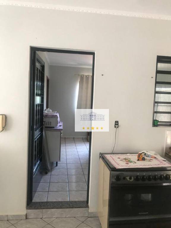 Casa à venda com 3 quartos, 230m² - Foto 17