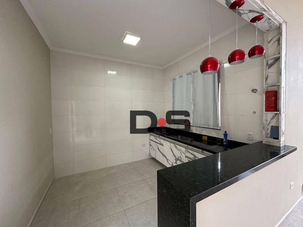 Casa à venda com 2 quartos, 87m² - Foto 4