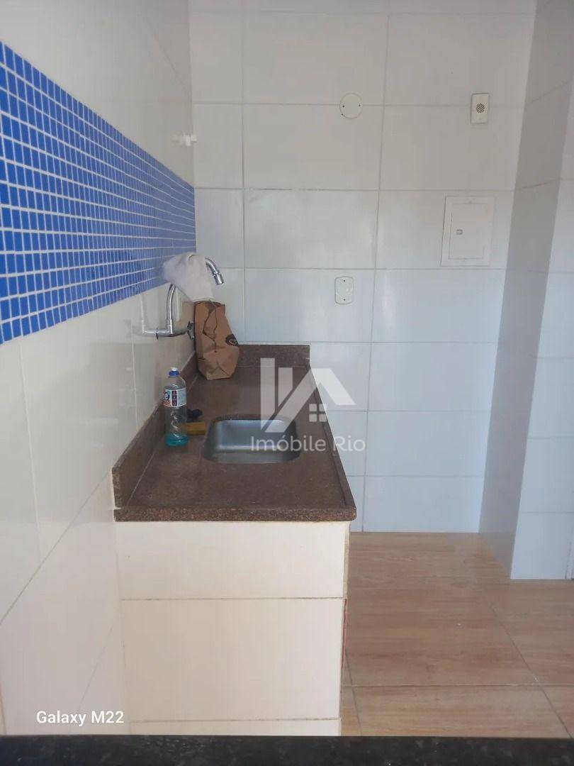 Apartamento à venda com 2 quartos, 70m² - Foto 14