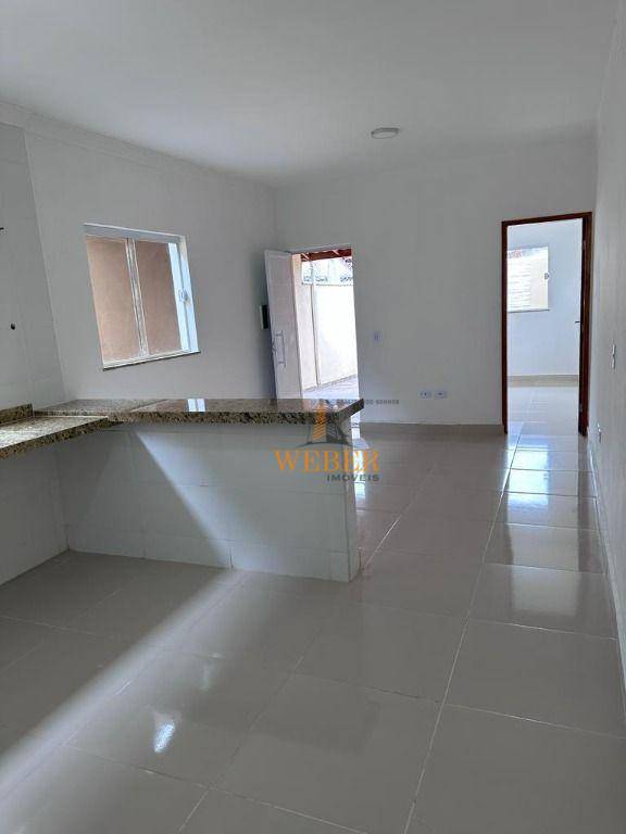 Casa à venda com 3 quartos, 82m² - Foto 12