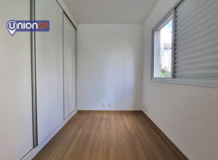 Apartamento à venda com 2 quartos, 64m² - Foto 9