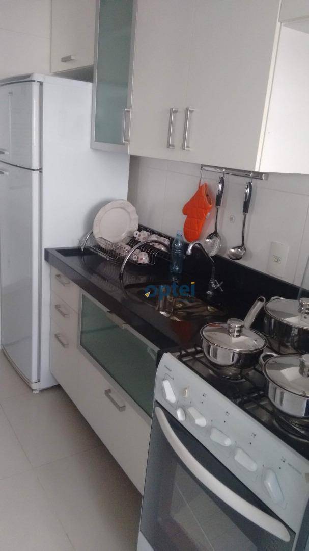 Apartamento à venda com 3 quartos, 70m² - Foto 4