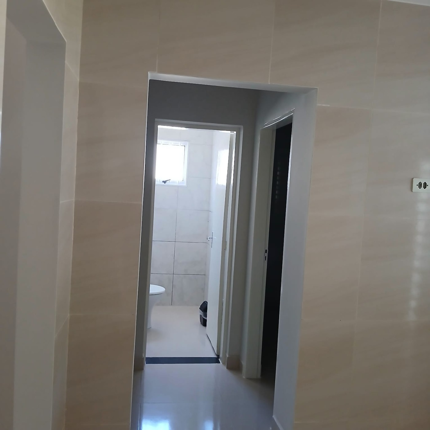Casa à venda com 2 quartos, 300m² - Foto 11