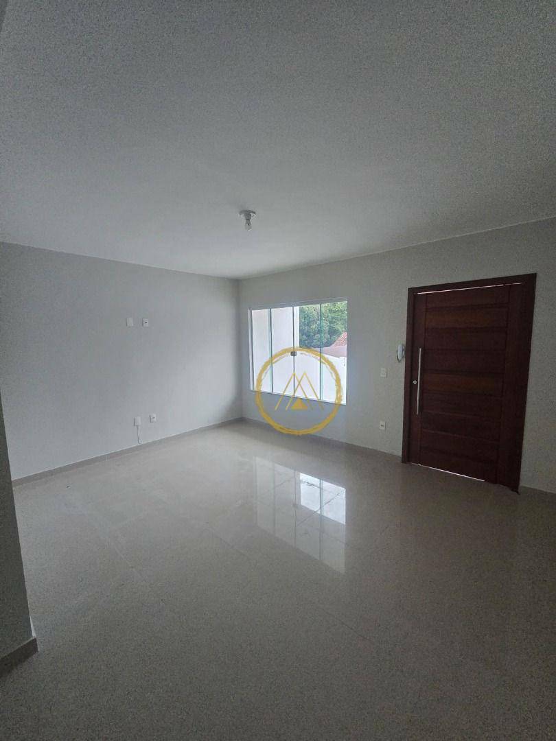 Casa à venda e aluguel com 3 quartos, 110m² - Foto 4