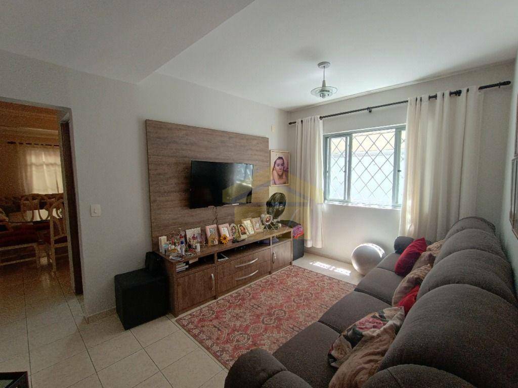 Sobrado à venda com 4 quartos, 155m² - Foto 4