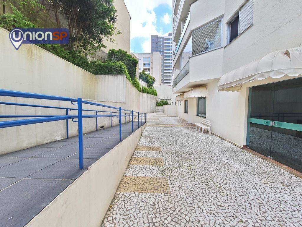 Apartamento à venda com 3 quartos, 130m² - Foto 29