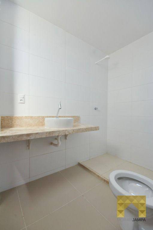 Apartamento à venda com 3 quartos, 236m² - Foto 20