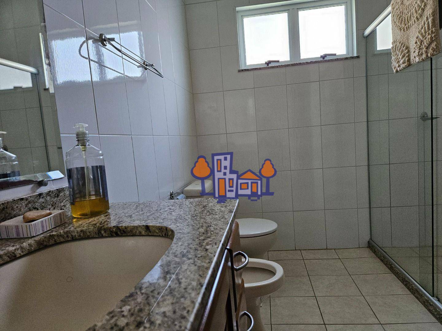 Casa à venda com 5 quartos, 326m² - Foto 21