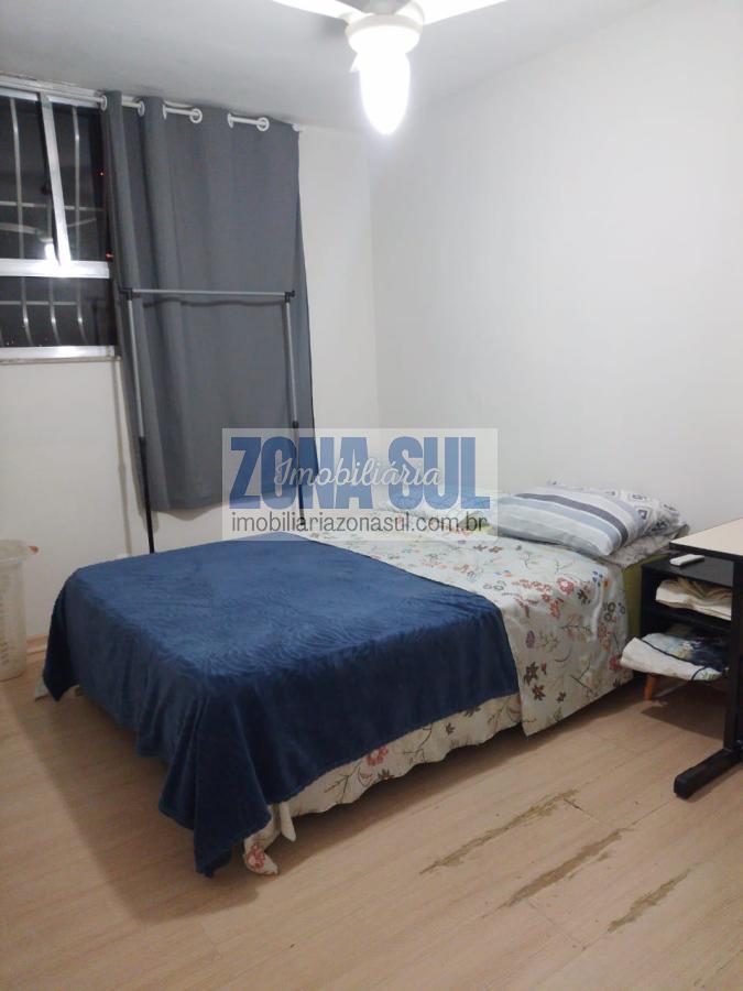 Apartamento à venda com 2 quartos, 75m² - Foto 8