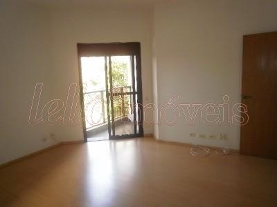 Apartamento para alugar com 4 quartos, 238m² - Foto 12