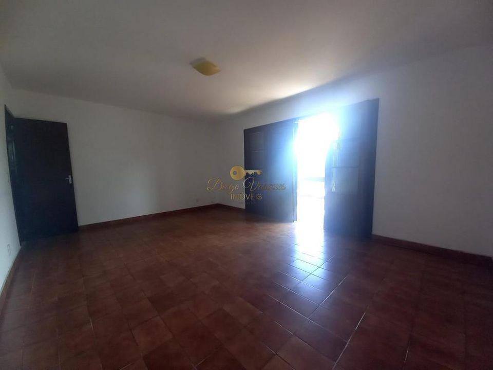 Casa à venda com 2 quartos, 1200m² - Foto 7