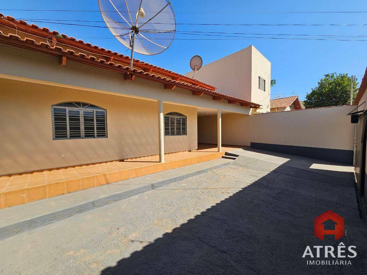 Casa para alugar com 3 quartos, 205m² - Foto 4