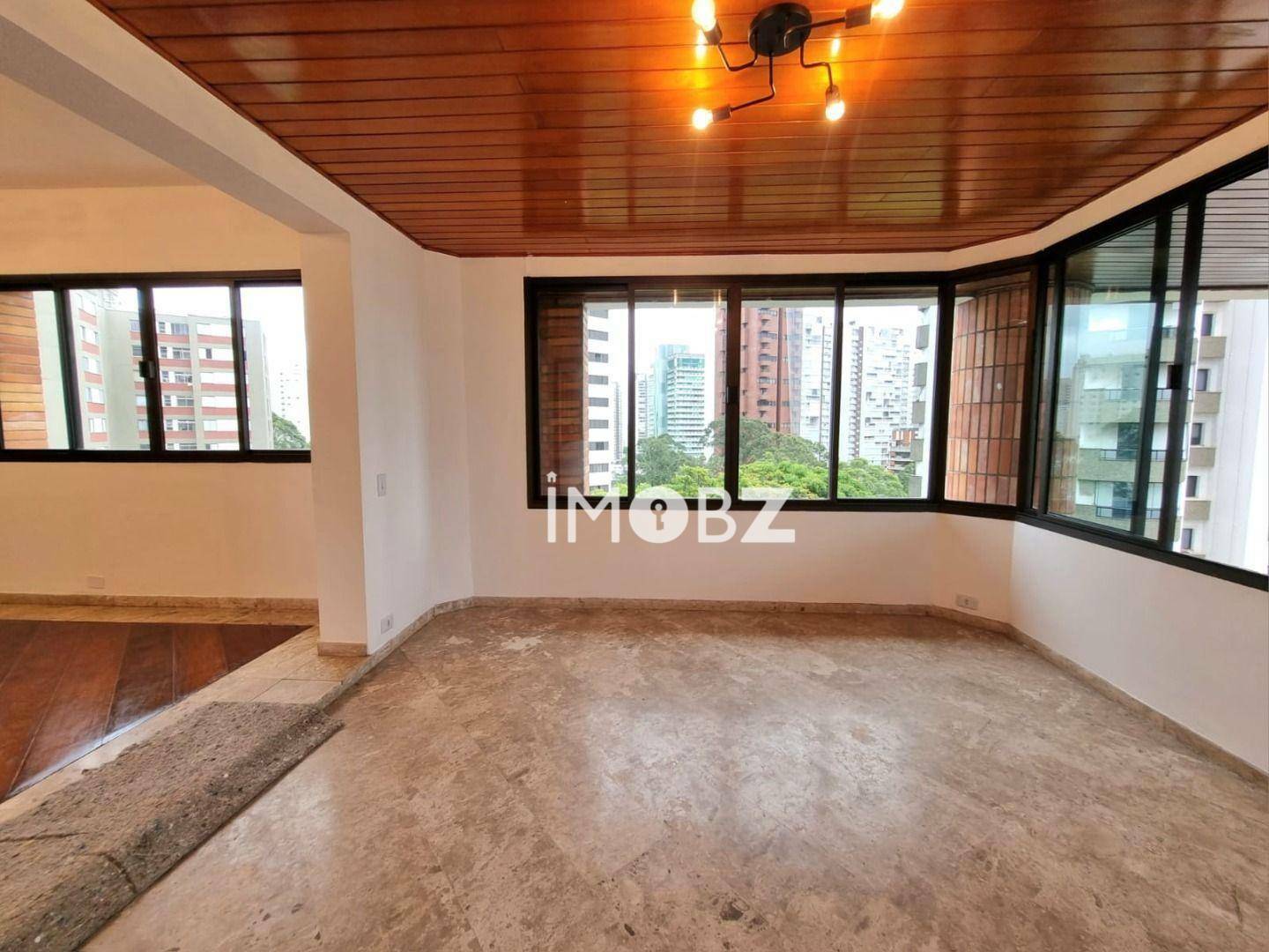 Apartamento à venda com 4 quartos, 236m² - Foto 6