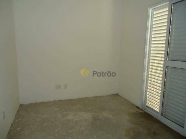 Apartamento à venda com 3 quartos, 107m² - Foto 15