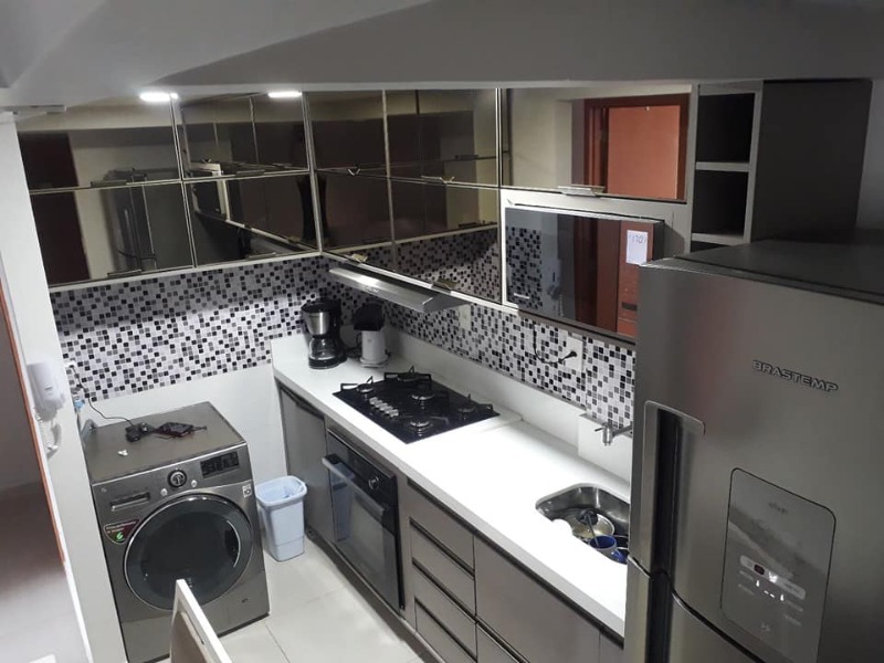 Apartamento à venda com 2 quartos, 55m² - Foto 2