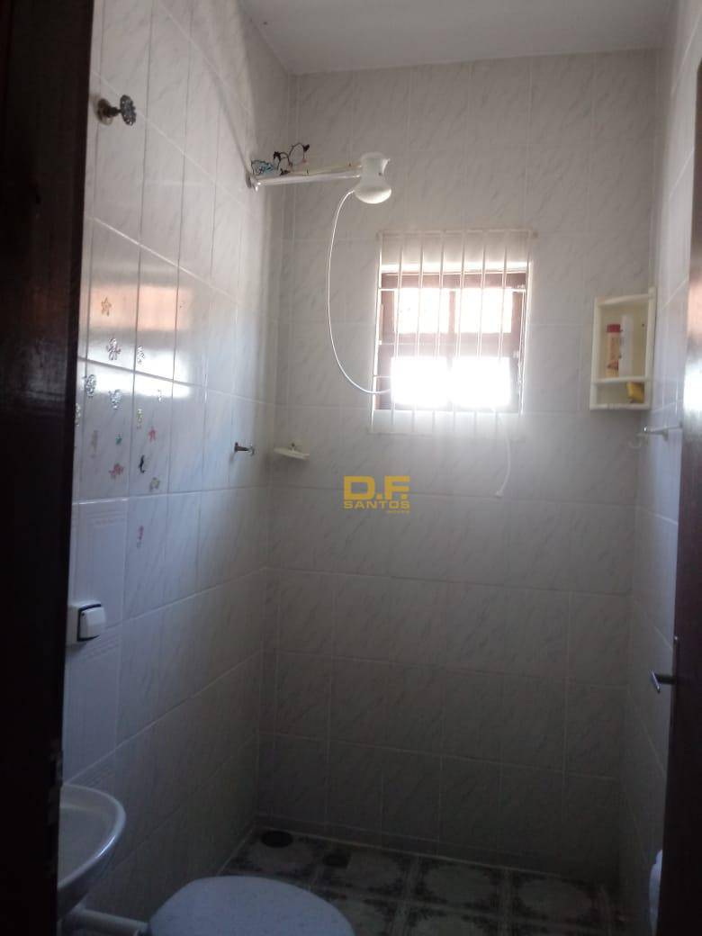 Casa à venda com 2 quartos, 49m² - Foto 4