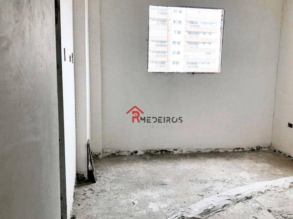 Apartamento à venda com 3 quartos, 127m² - Foto 11