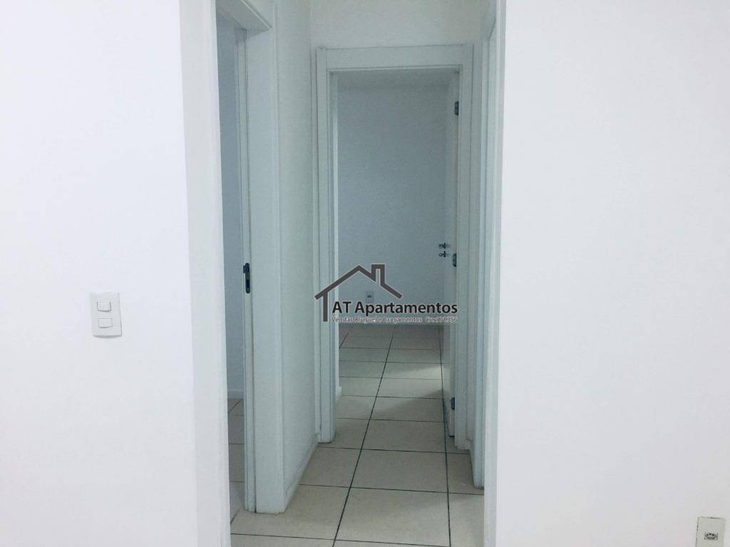 Apartamento à venda com 2 quartos, 55m² - Foto 3