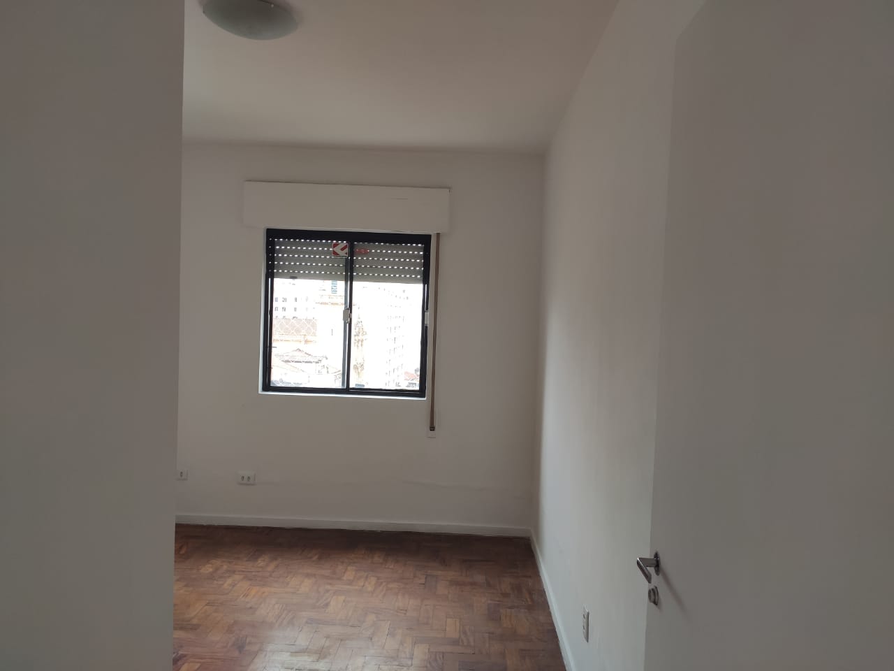 Apartamento à venda com 1 quarto, 45m² - Foto 18