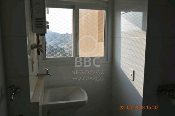 Apartamento à venda com 2 quartos, 60m² - Foto 7