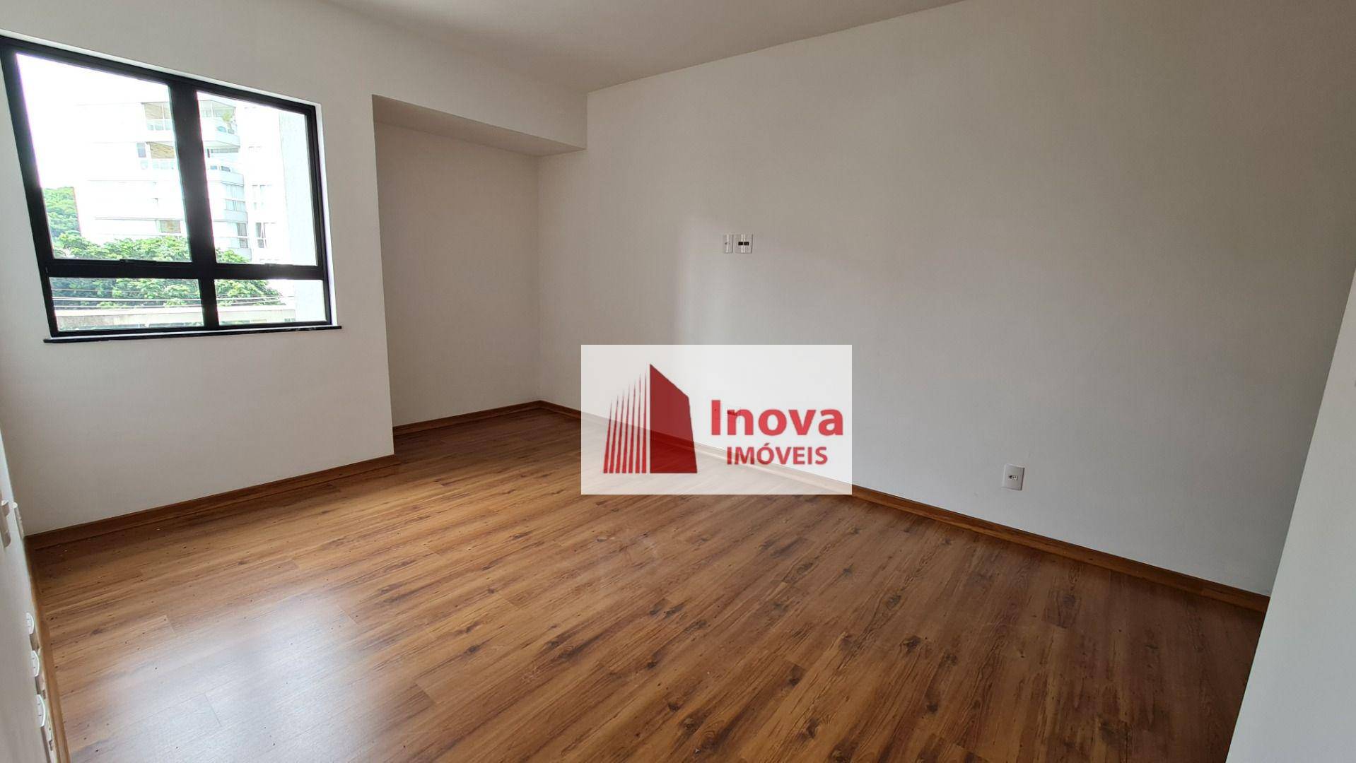 Apartamento para alugar com 3 quartos, 145m² - Foto 17