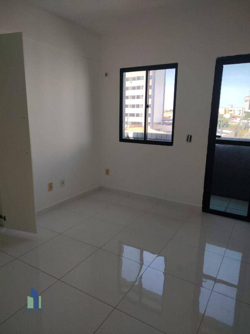 Apartamento à venda com 3 quartos, 60m² - Foto 13