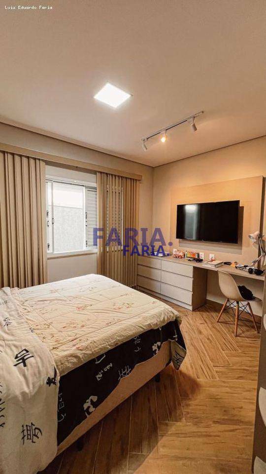 Casa à venda com 3 quartos, 250m² - Foto 21