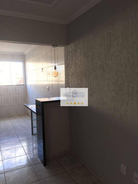 Apartamento à venda com 2 quartos, 58m² - Foto 3