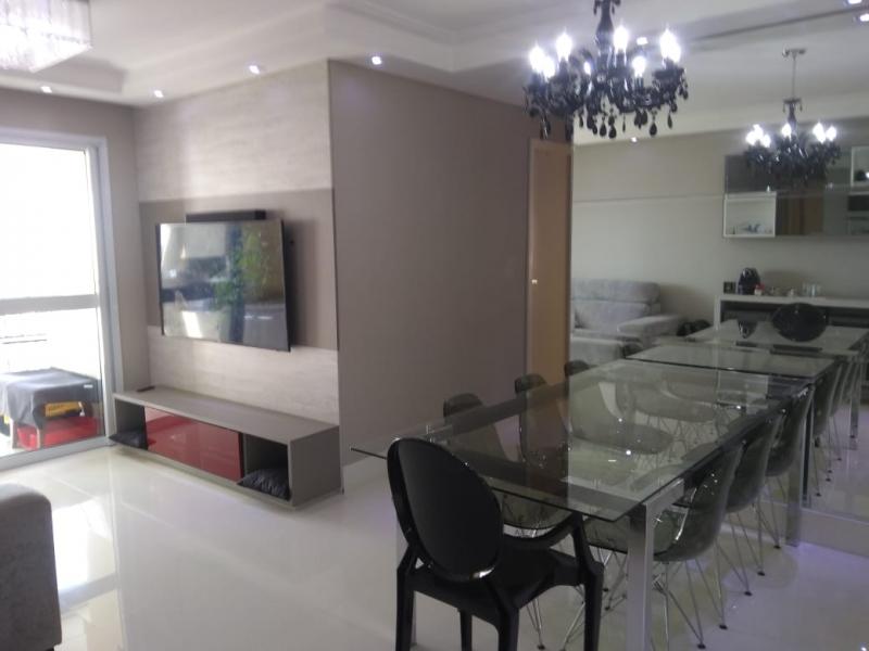 Apartamento à venda com 3 quartos, 83m² - Foto 2