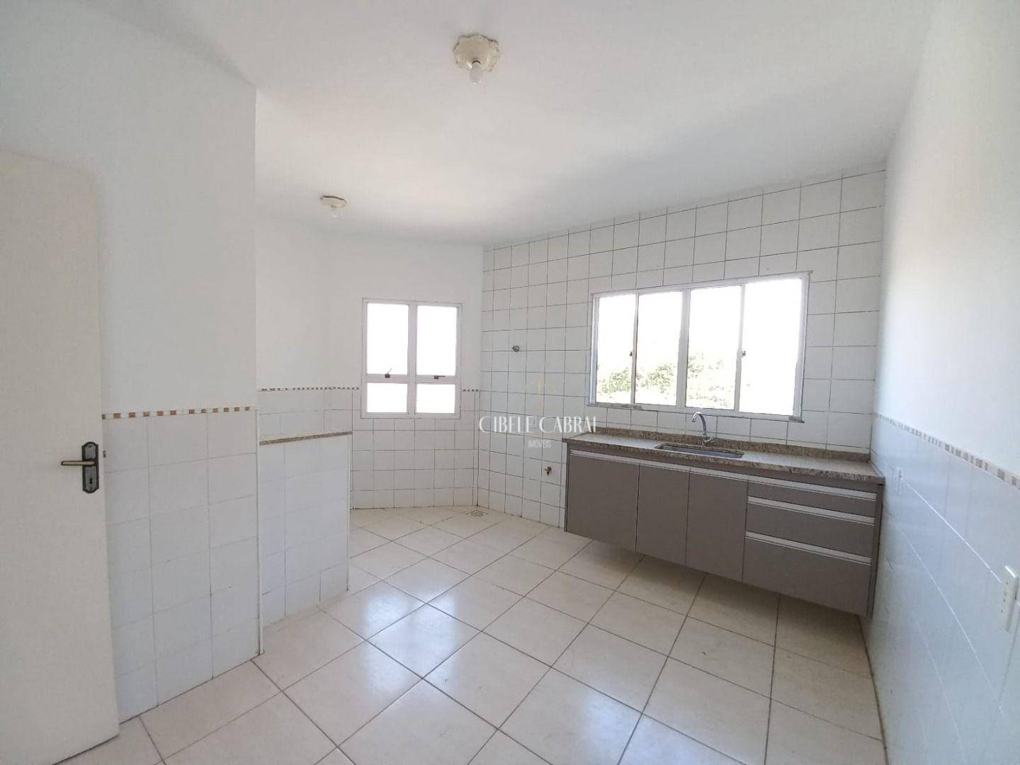 Apartamento para alugar com 2 quartos, 65m² - Foto 9