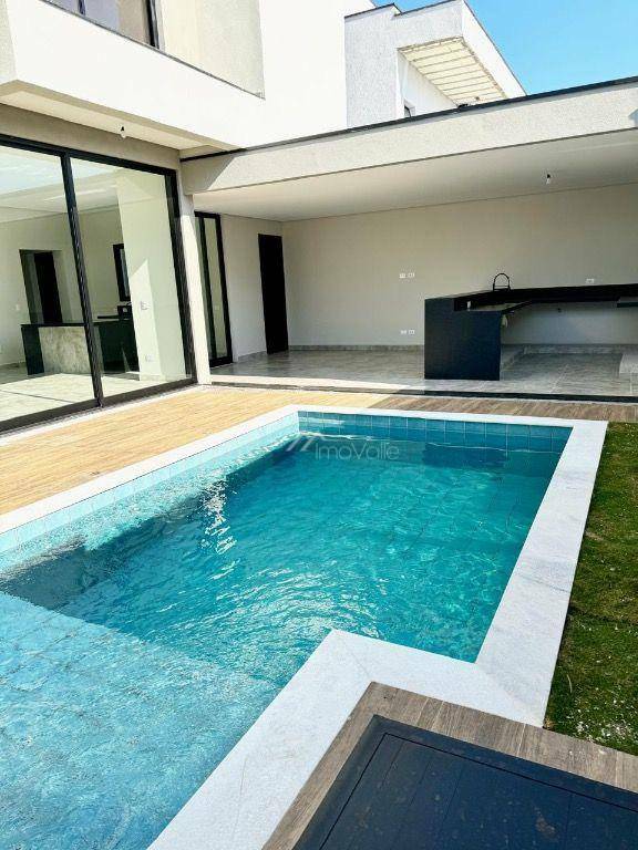 Casa de Condomínio à venda com 4 quartos, 273m² - Foto 4