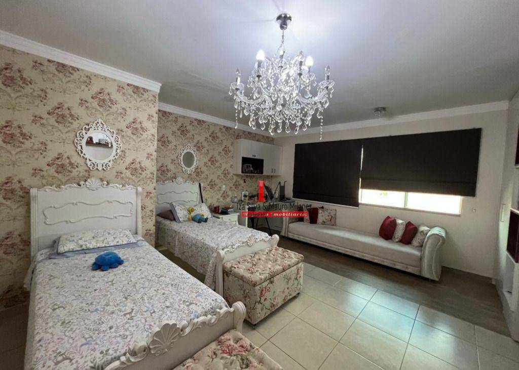 Casa de Condomínio à venda com 3 quartos, 380m² - Foto 28