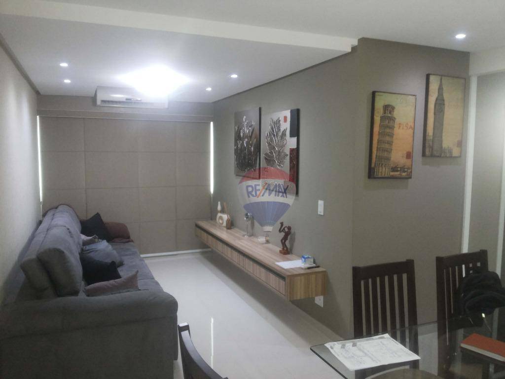 Apartamento à venda com 3 quartos, 83m² - Foto 1