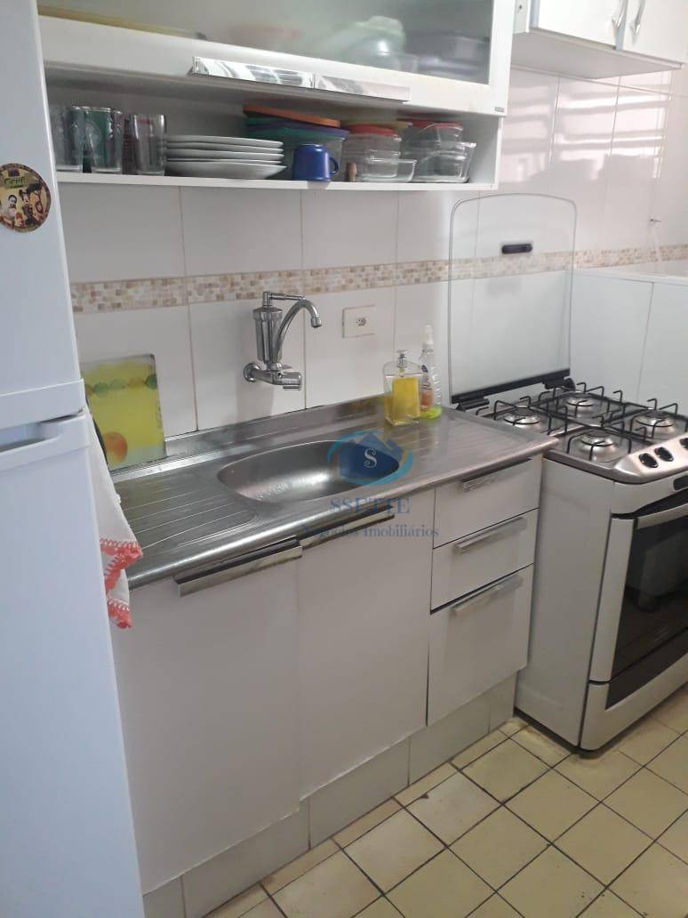 Apartamento à venda com 2 quartos, 50m² - Foto 4