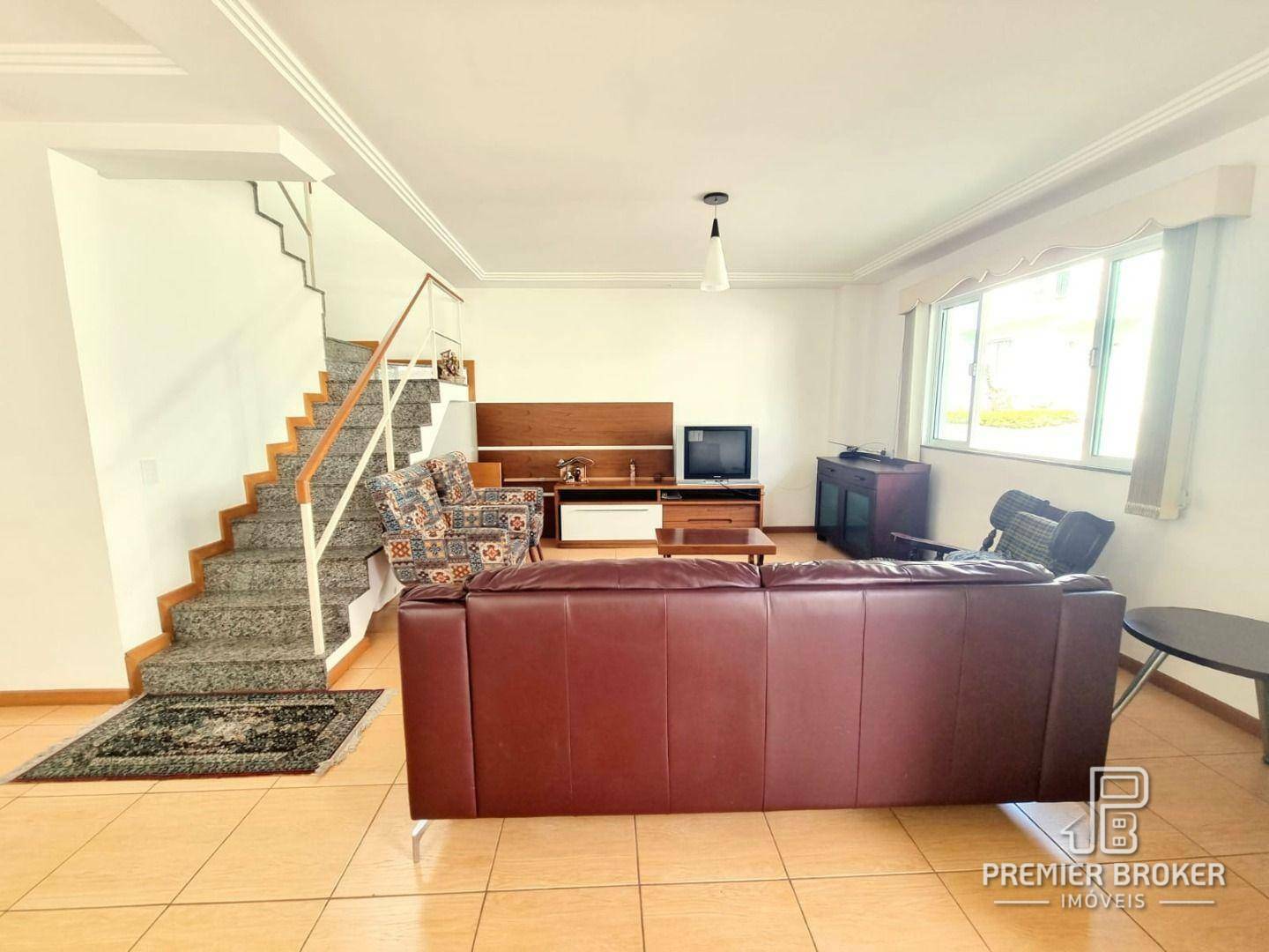 Casa de Condomínio à venda com 4 quartos, 160m² - Foto 3