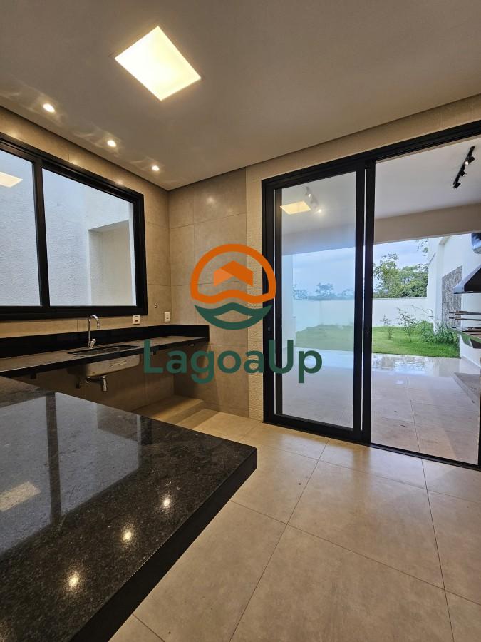 Casa à venda com 3 quartos, 134m² - Foto 9