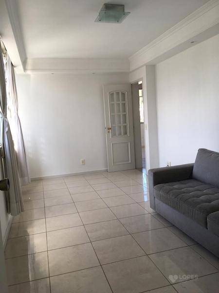 Apartamento à venda com 3 quartos, 87m² - Foto 1