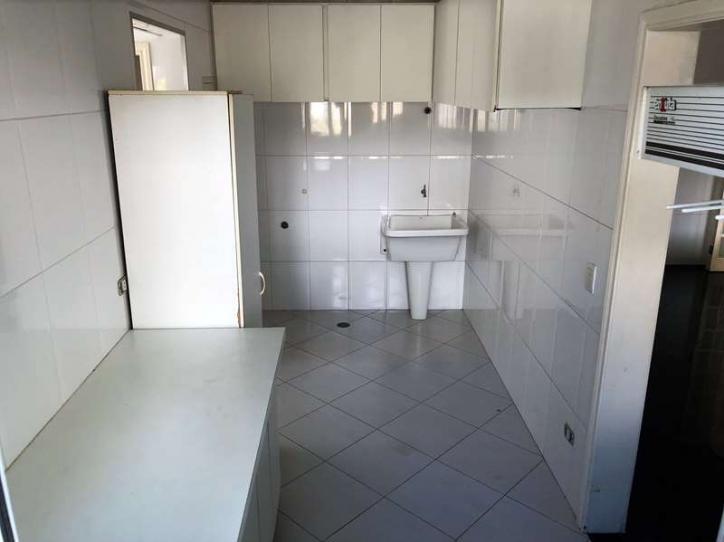 Sobrado à venda com 3 quartos, 330m² - Foto 12