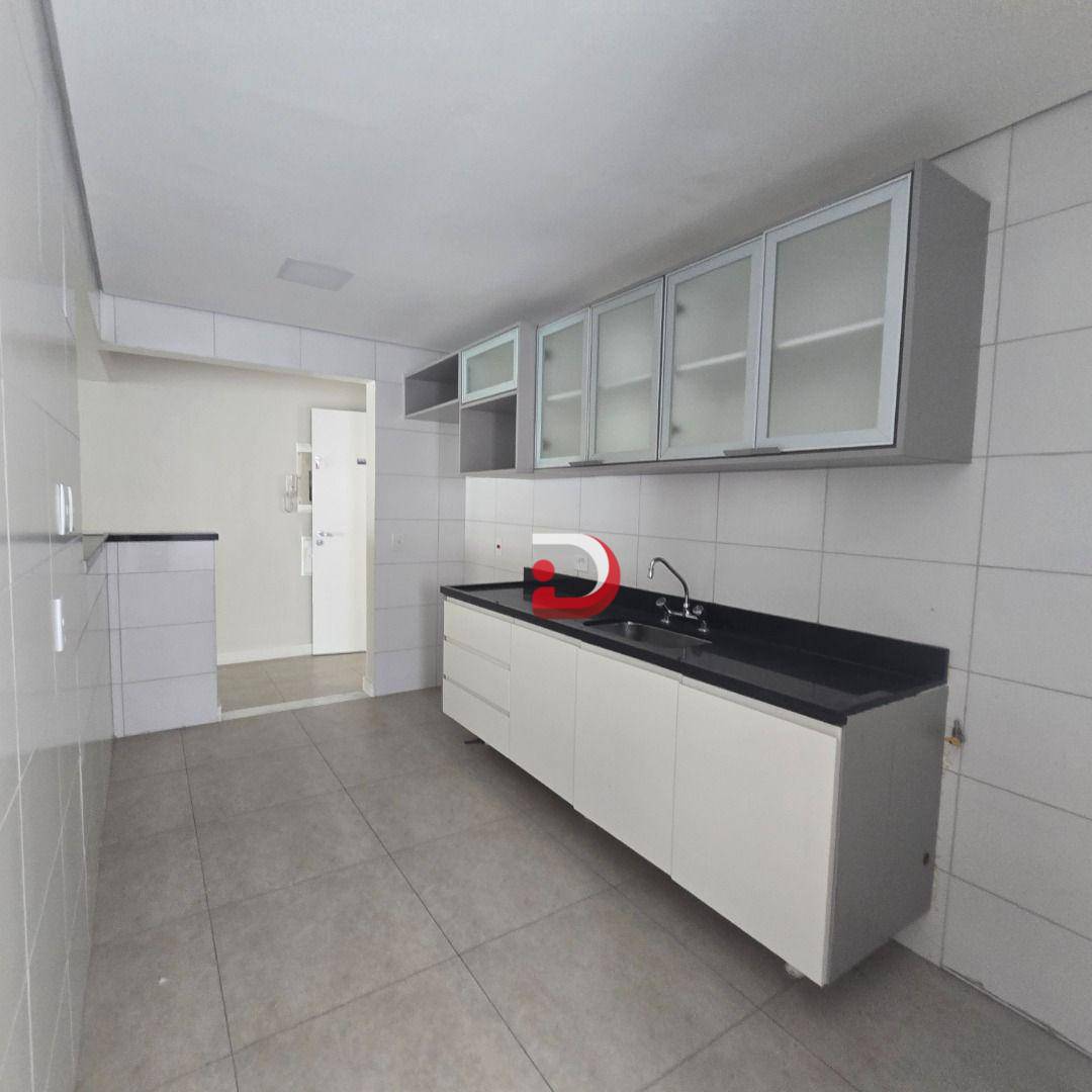 Apartamento para alugar com 2 quartos, 90m² - Foto 23