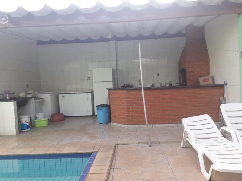 Casa à venda com 3 quartos, 300m² - Foto 19